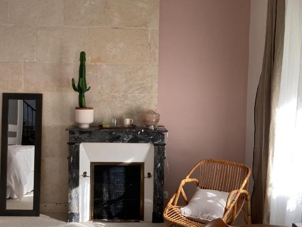 Chambres d'hôtes - La Maison 19 : photo 3 de la chambre chambre lit king-size