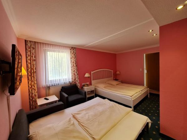 Hotel Heldt : photo 8 de la chambre chambre quadruple (4 adultes)