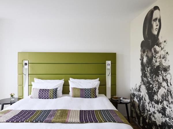 Hotel Indigo - Dusseldorf - Victoriaplatz, an IHG Hotel : photo 2 de la chambre chambre standard