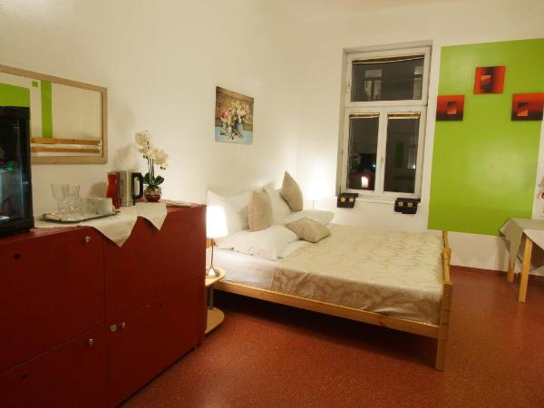 Westend City Hostel : photo 10 de la chambre chambre double supérieure