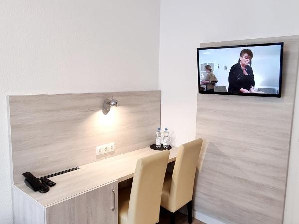 Adler Hotel Frankfurt : photo 6 de la chambre chambre lits jumeaux