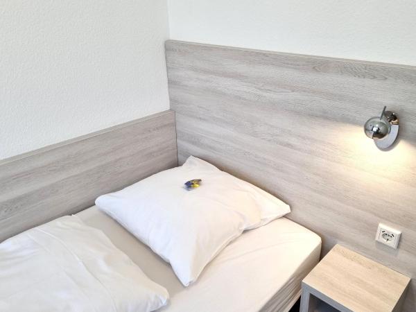 Adler Hotel Frankfurt : photo 3 de la chambre chambre simple