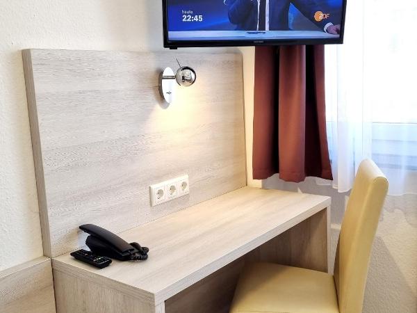 Adler Hotel Frankfurt : photo 2 de la chambre chambre simple