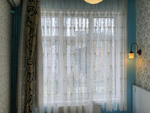 Tulip Guesthouse : photo 3 de la chambre chambre double avec salle de bains commune