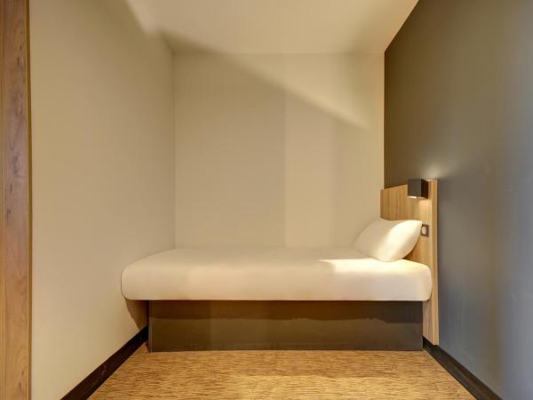 B&B HOTEL Epernay : photo 4 de la chambre chambre triple