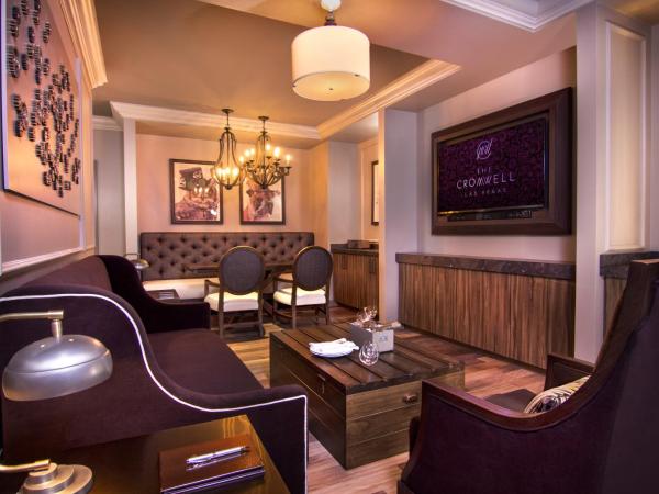 The Cromwell Hotel & Casino : photo 5 de la chambre suite lit king-size salon