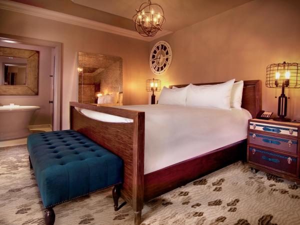 The Cromwell Hotel & Casino : photo 3 de la chambre suite lit king-size salon