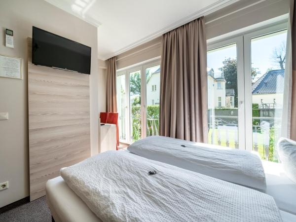 Hotel Villa am Waldschlösschen : photo 6 de la chambre chambre double standard