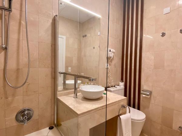 Hotel Derby Sevilla : photo 4 de la chambre chambre triple