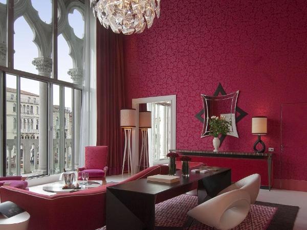 Sina Centurion Palace : photo 1 de la chambre suite deluxe - vue sur grand canal