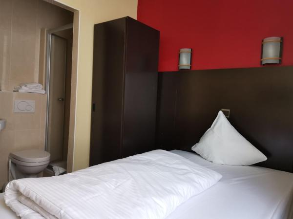 Hotel Albert II Oostende : photo 4 de la chambre chambre simple standard