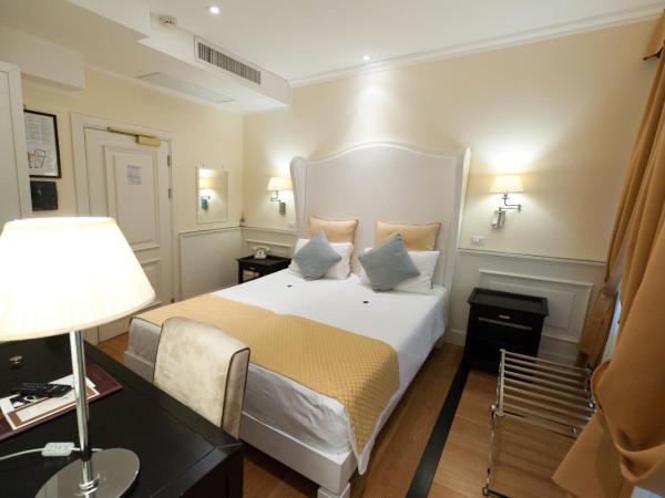 Hotel Bologna ***S : photo 1 de la chambre petite chambre double