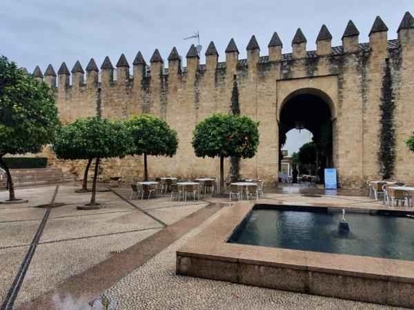 San Basilio´s Red House : photo 9 de la chambre chambre double avec salle de bains privative