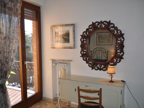 B&B Pergolesi : photo 7 de la chambre chambre lits jumeaux avec balcon