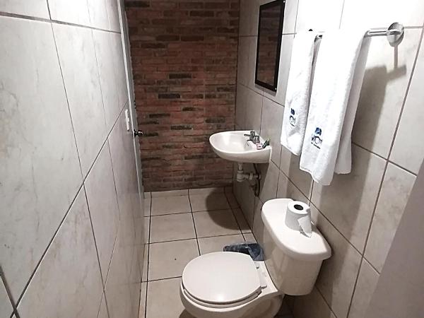 Hotel HCM Guadalajara : photo 1 de la chambre chambre triple