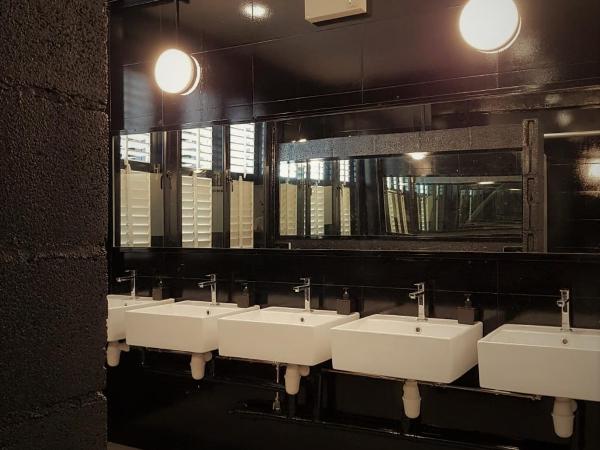 Wink at Mosque Street : photo 2 de la chambre capsule simple dans dortoir pour hommes