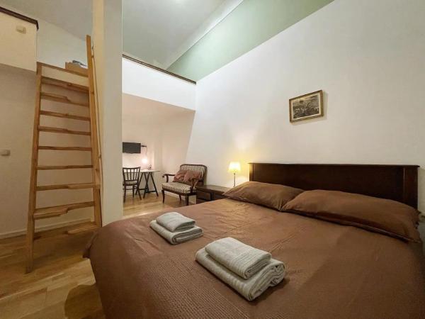 A10 Budapest Center Aparthotel : photo 1 de la chambre chambre lit king-size standard