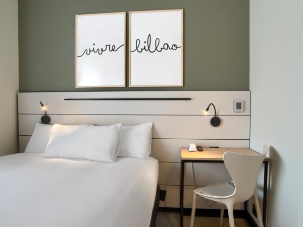 Hotel Bed4U Bilbao : photo 2 de la chambre chambre simple