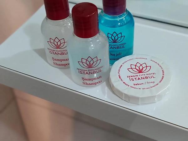 Zengin City Hotel : photo 7 de la chambre grande chambre double