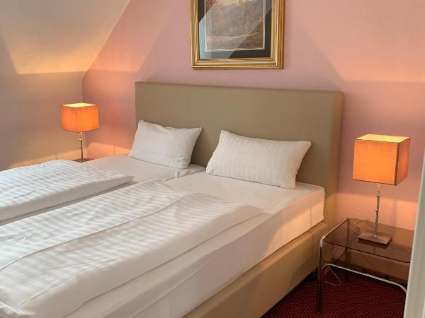 Hotel Germania : photo 3 de la chambre chambre double
