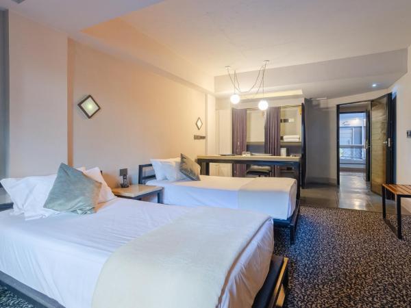 Prodeo Hotel + Lounge : photo 5 de la chambre chambre lits jumeaux supérieure