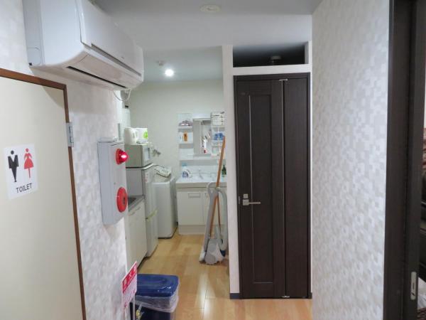 Sapporo Guest House Nariya : photo 5 de la chambre petite chambre lits jumeaux