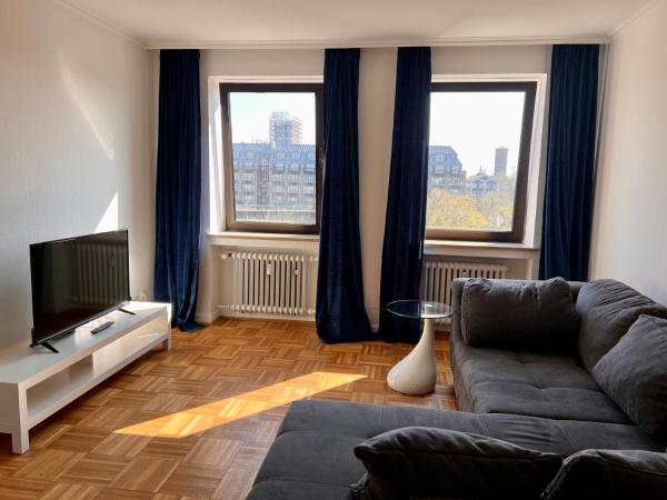 Altstadthotel Hayk am Rhein : photo 6 de la chambre superior apartment no rhine river view 