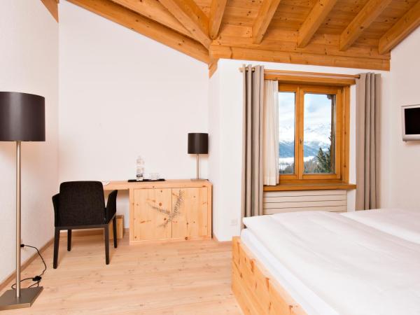 Berghotel Randolins : photo 6 de la chambre double room swiss pine