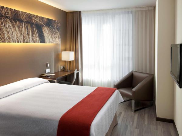 NH Barcelona Diagonal Center : photo 3 de la chambre chambre double ou lits jumeaux standard