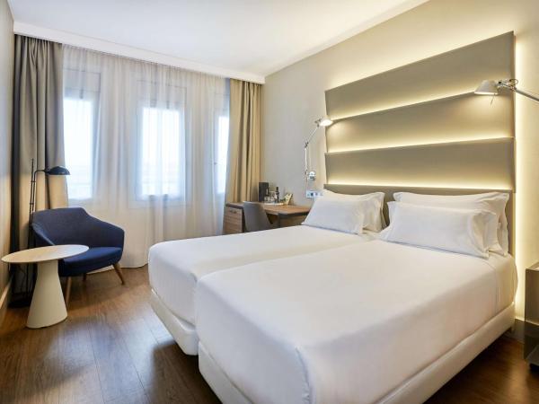 NH Sants Barcelona : photo 1 de la chambre chambre double ou lits jumeaux standard