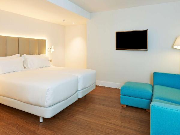 NH Sants Barcelona : photo 2 de la chambre chambre double ou lits jumeaux supérieure xl