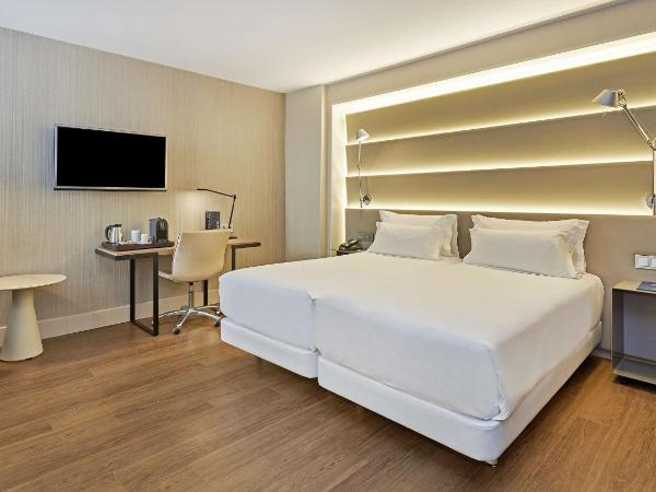 NH Sants Barcelona : photo 1 de la chambre chambre double ou lits jumeaux supérieure