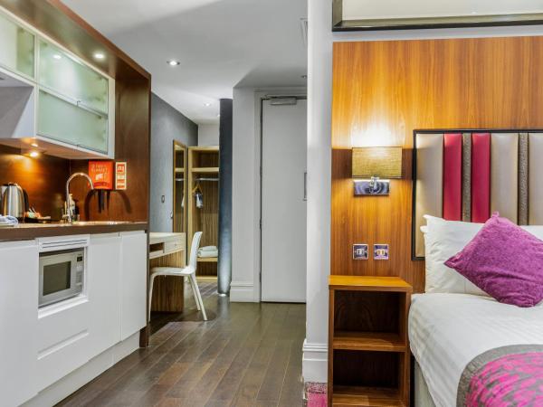 Roomzzz Manchester City : photo 4 de la chambre Élégant studio