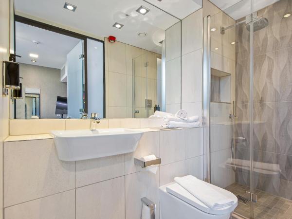 Roomzzz Manchester Victoria : photo 2 de la chambre appartement standard