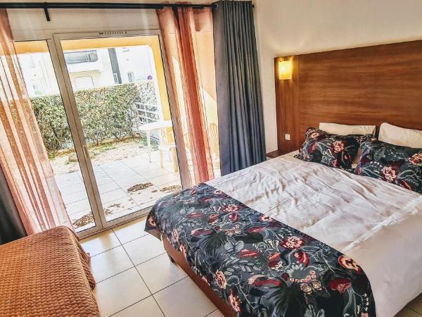 Hôtel Le Maritime : photo 2 de la chambre grande chambre double supérieure avec terrasse