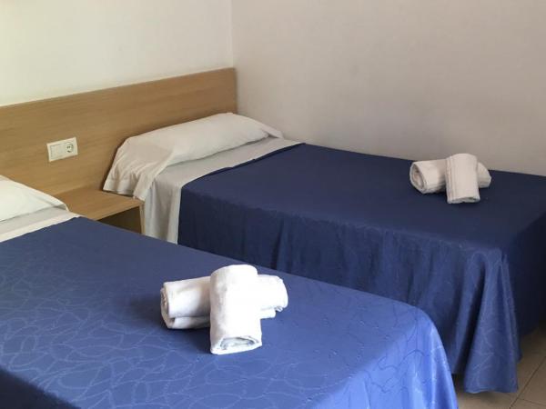 Hotel Armonía : photo 2 de la chambre chambre double avec terrasse