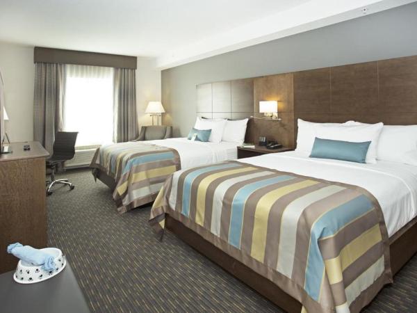 Wingate by Wyndham Calgary Airport : photo 2 de la chambre chambre avec 2 lits queen-size - animaux domestiques admis - non-fumeurs