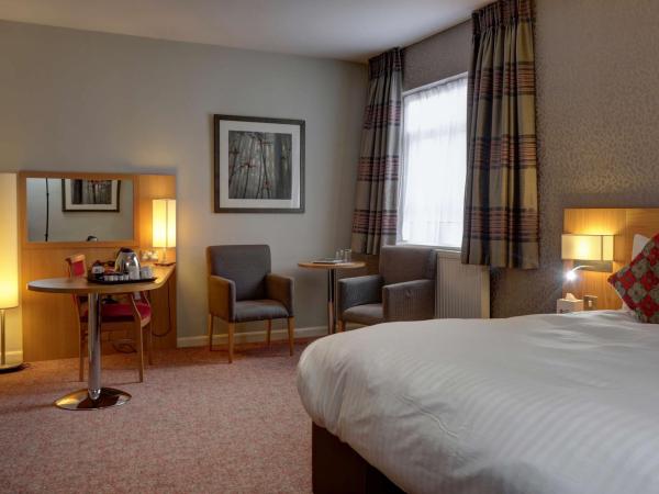 Best Western Plus Nottingham Westminster Hotel : photo 2 de la chambre standard room with king bed and 2 single beds