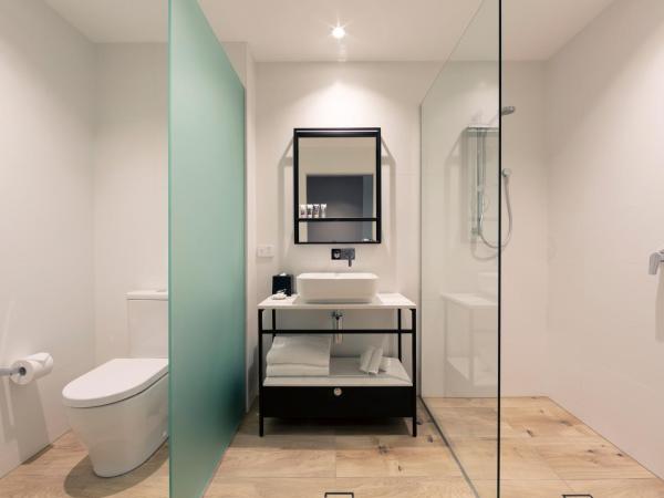 Mercure Canberra Belconnen : photo 4 de la chambre chambre supérieure avec 2 lits queen-size