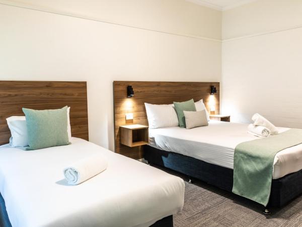 Salisbury Hotel Motel : photo 1 de la chambre chambre lit queen-size deluxe