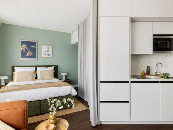 COVE Centrum : photo 1 de la chambre studio