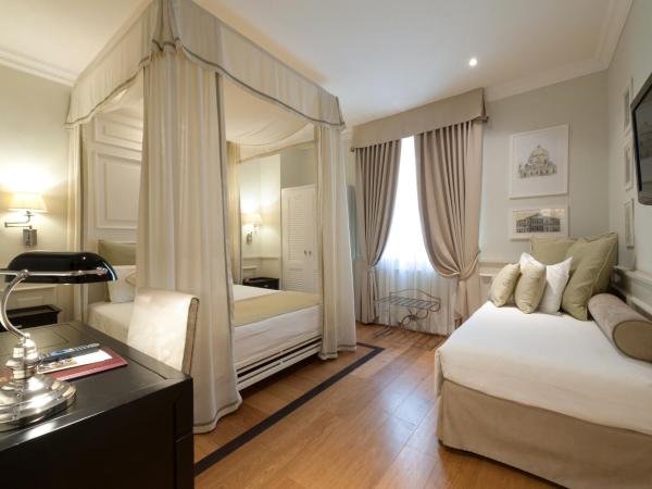 Hotel Bologna ***S : photo 1 de la chambre chambre triple