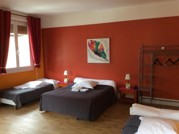 Hotel du Cygne : photo 1 de la chambre chambre familiale (4 adultes + 1 enfant)