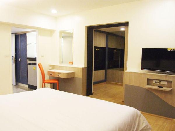 Grand Tower Inn Sathorn Hotel - SHA Plus : photo 5 de la chambre suite exécutive