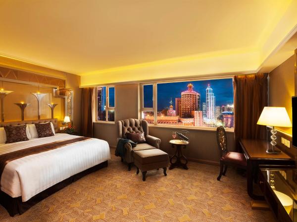 Hotel Beverly Plaza : photo 9 de la chambre chambre de luxe lit queen-size ou lits jumeaux