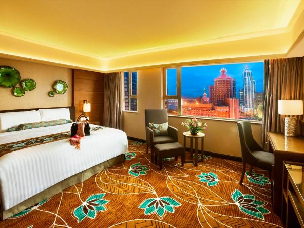 Hotel Beverly Plaza : photo 2 de la chambre chambre de luxe lit queen-size ou lits jumeaux