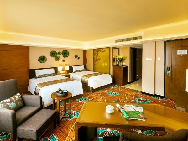 Hotel Beverly Plaza : photo 1 de la chambre chambre de luxe lit queen-size ou lits jumeaux