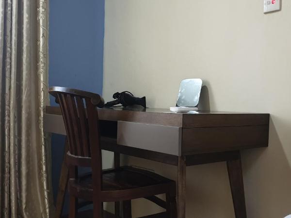 Seladah Stay : photo 8 de la chambre chambre double avec salle de bains commune