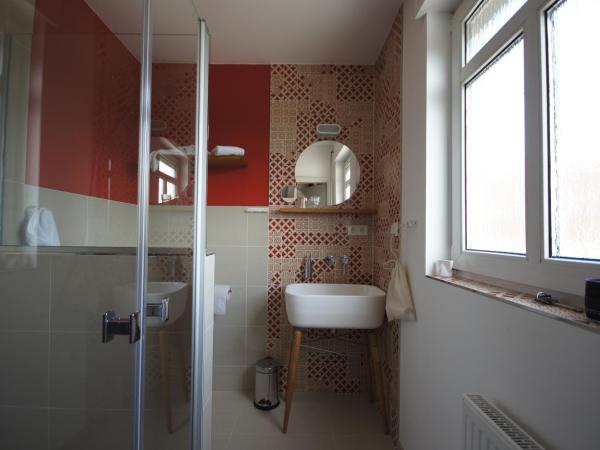 Hotel Schöne Aussicht : photo 8 de la chambre chambre double standard