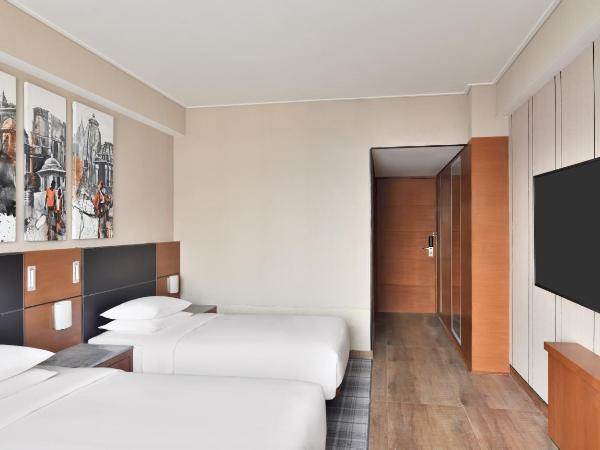 Hyatt Centric Janakpuri New Delhi : photo 2 de la chambre chambre lits jumeaux - vue sur piscine